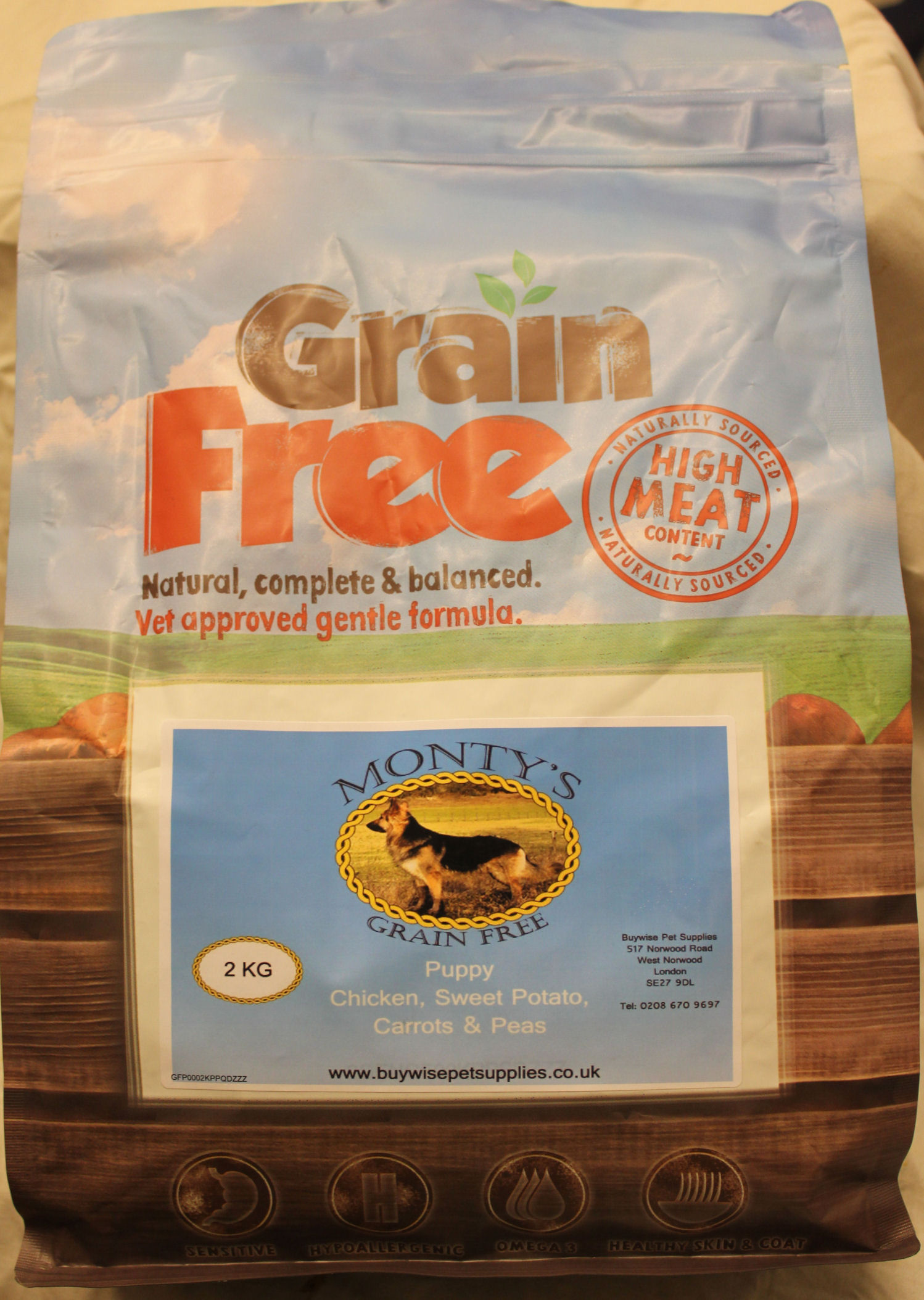 Montys Grain Free Puppy Chicken with Sweet Potato, Carrots & Peas 2kg